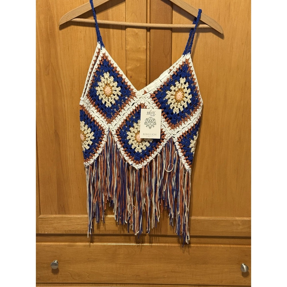 REBELLION AGAIN Crochet Crop Top Fringe Sz S NWT County Concert Granny Square